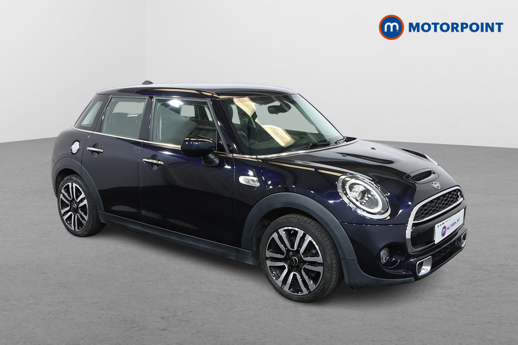 Mini Hatchback Cooper S Exclusive Manual Petrol Hatchback - Stock Number (1563615) - Drivers side front corner