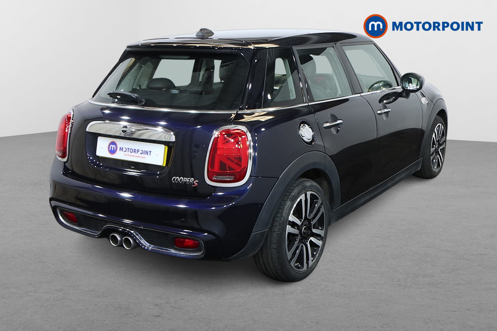 Mini Hatchback Cooper S Exclusive Manual Petrol Hatchback - Stock Number (1563615) - Drivers side rear corner