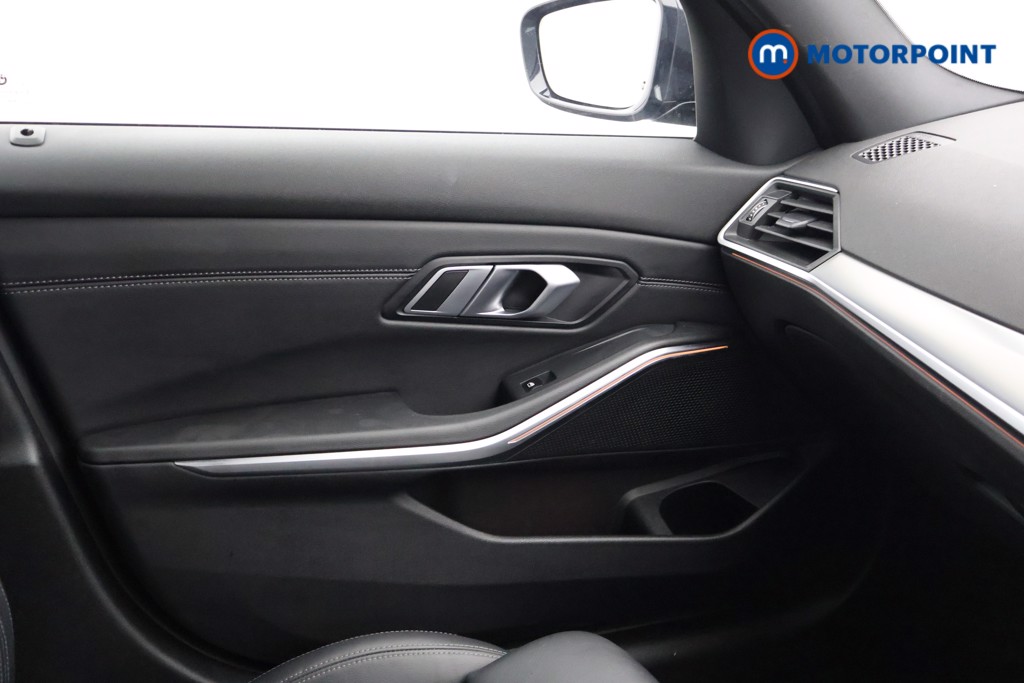 BMW 3 Series M Sport Automatic Petrol Saloon - Stock Number (1563618) - 7th supplementary image