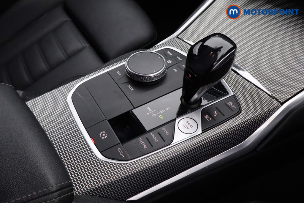 BMW 3 Series M Sport Automatic Petrol Plug-In Hybrid Estate - Stock Number (1563626) - 9th supplementary image