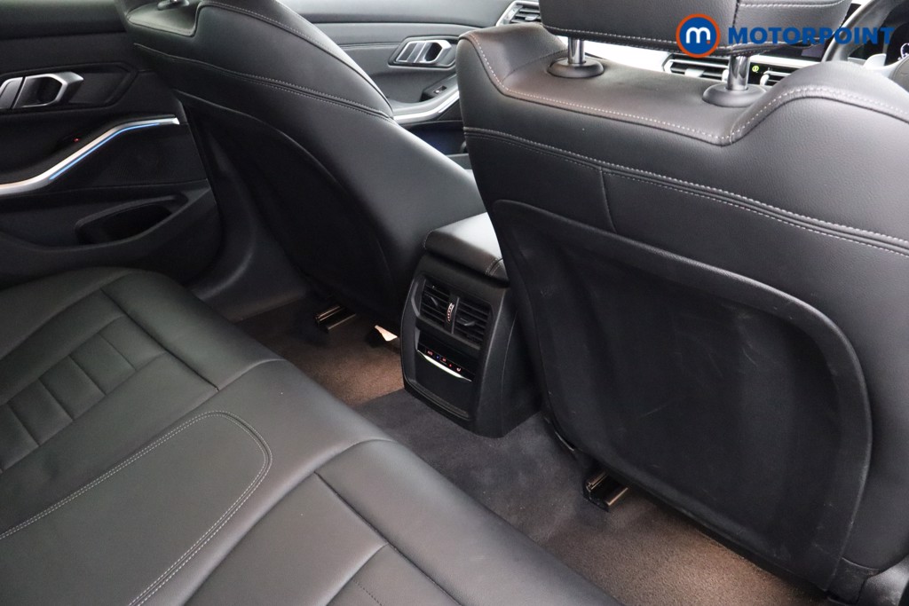 BMW 3 Series M Sport Automatic Petrol Plug-In Hybrid Estate - Stock Number (1563626) - 22nd supplementary image