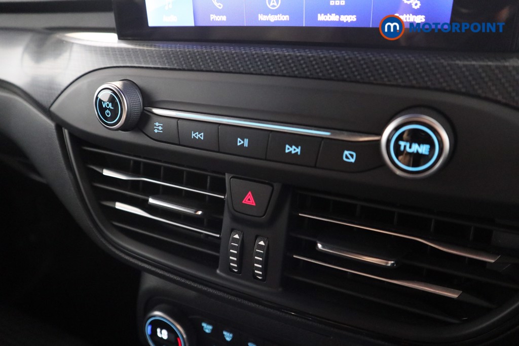 Ford Focus St-Line X Manual Petrol Hatchback - Stock Number (1563654) - 7th supplementary image