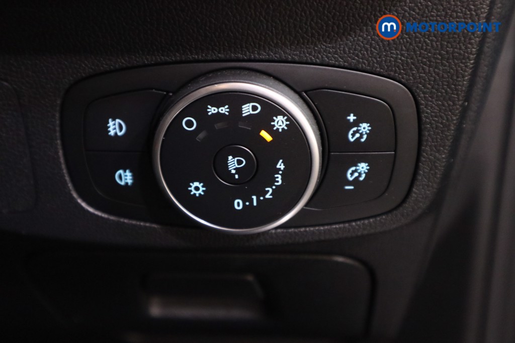 Ford Focus St-Line X Manual Petrol Hatchback - Stock Number (1563654) - 10th supplementary image
