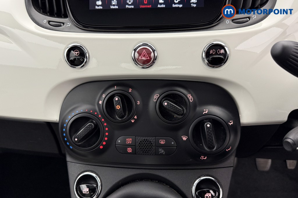 Fiat 500 Dolcevita Manual Petrol-Electric Hybrid Hatchback - Stock Number (1563770) - 9th supplementary image