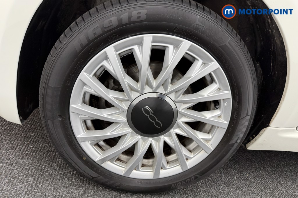 Fiat 500 Dolcevita Manual Petrol-Electric Hybrid Hatchback - Stock Number (1563770) - 24th supplementary image