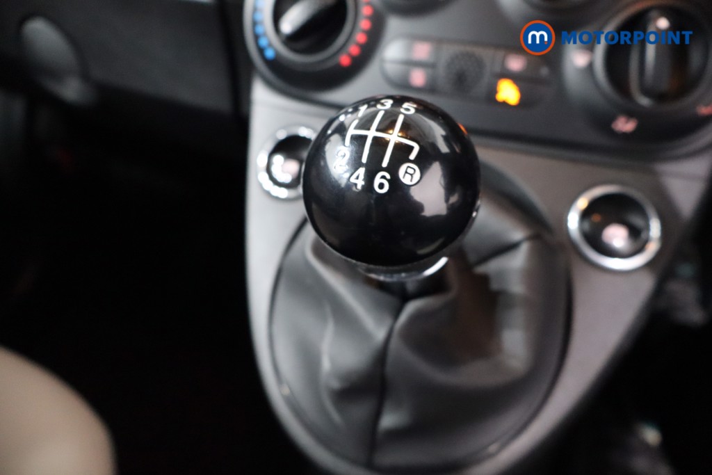 Fiat 500 Dolcevita Manual Petrol-Electric Hybrid Hatchback - Stock Number (1563771) - 14th supplementary image