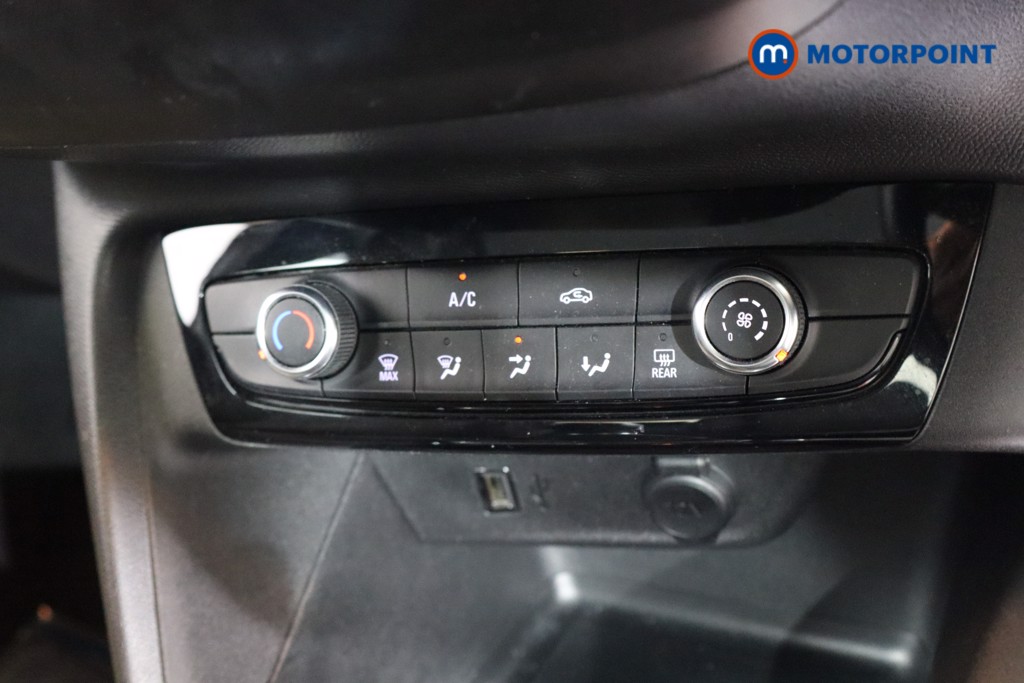 Vauxhall Corsa SE Manual Petrol Hatchback - Stock Number (1563883) - 6th supplementary image