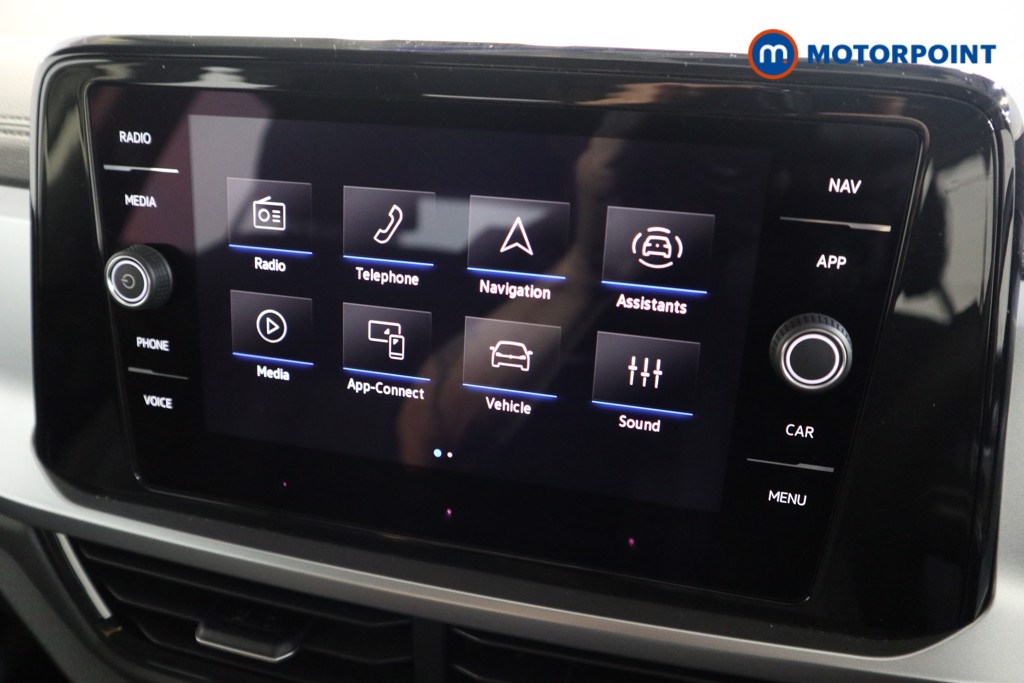 Volkswagen T-Roc Life Automatic Petrol SUV - Stock Number (1563985) - 6th supplementary image