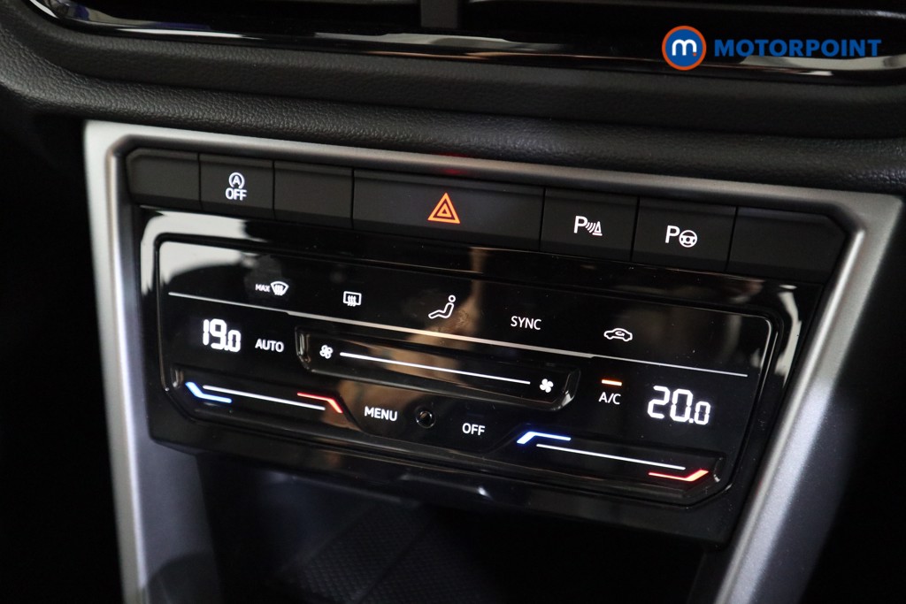 Volkswagen T-Roc Life Automatic Petrol SUV - Stock Number (1563985) - 7th supplementary image