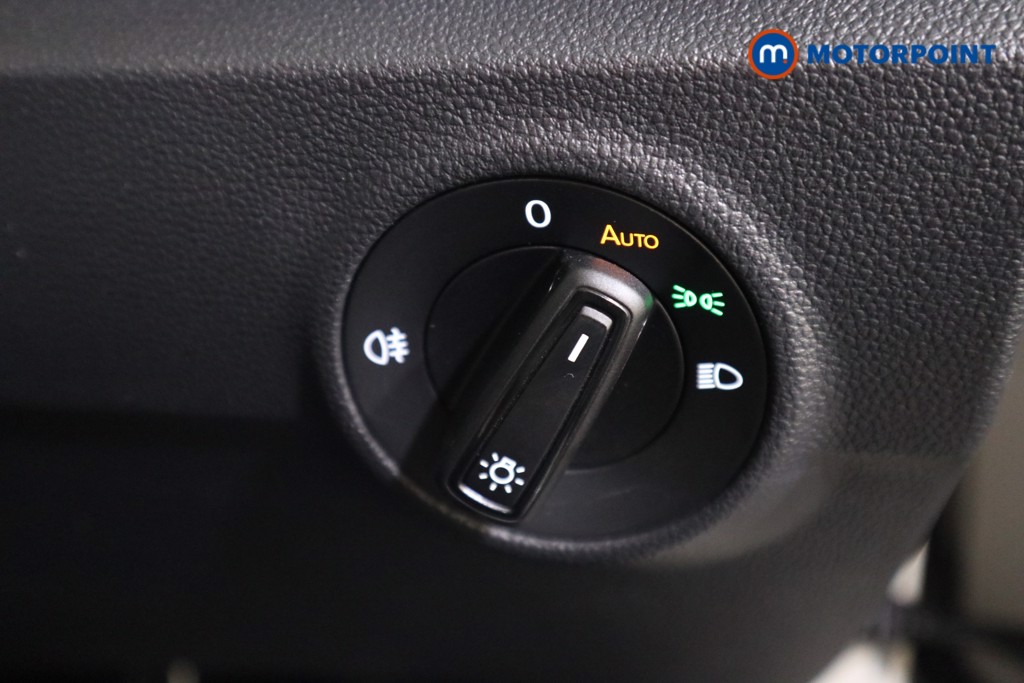 Volkswagen T-Roc Life Automatic Petrol SUV - Stock Number (1563985) - 9th supplementary image