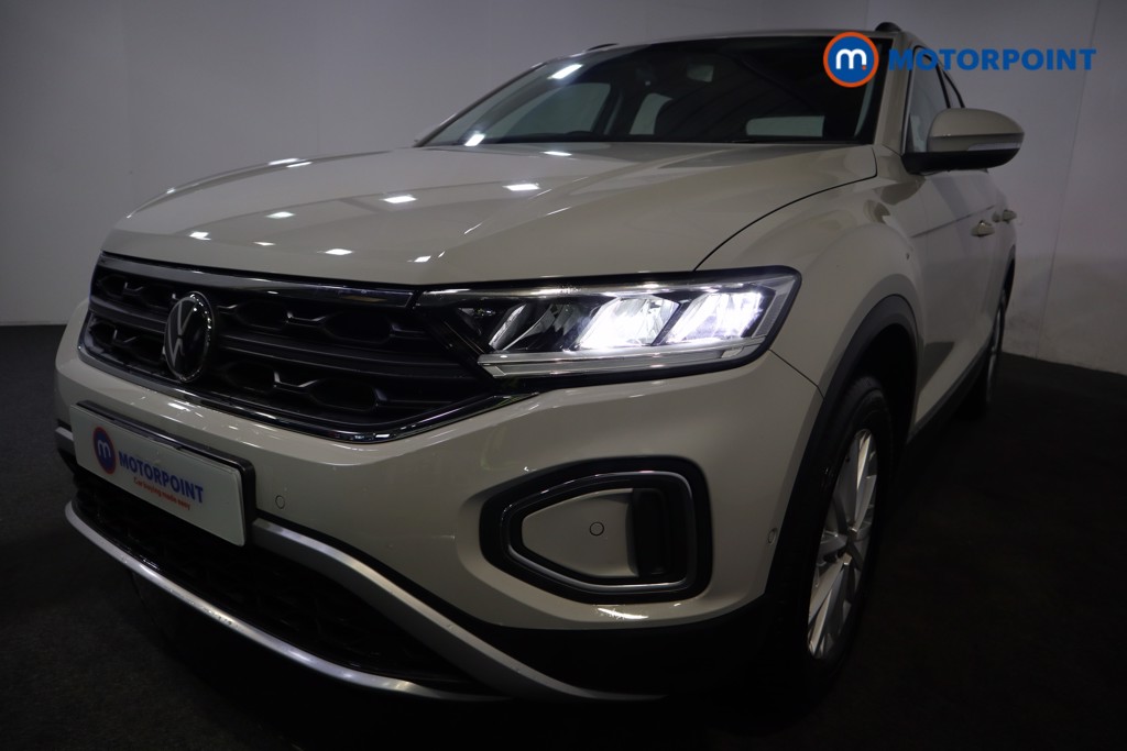 Volkswagen T-Roc Life Automatic Petrol SUV - Stock Number (1563985) - 24th supplementary image