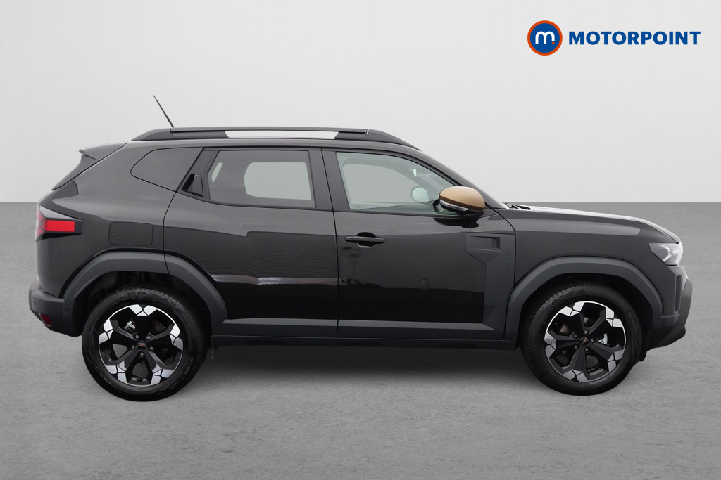Dacia Duster Extreme Manual Petrol SUV - Stock Number (1564022) - Drivers side