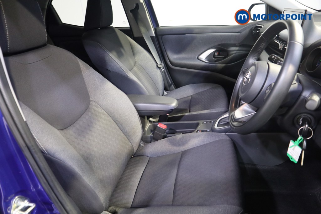 Toyota Yaris Design Automatic Petrol-Electric Hybrid Hatchback - Stock Number (1564103) - 10th supplementary image