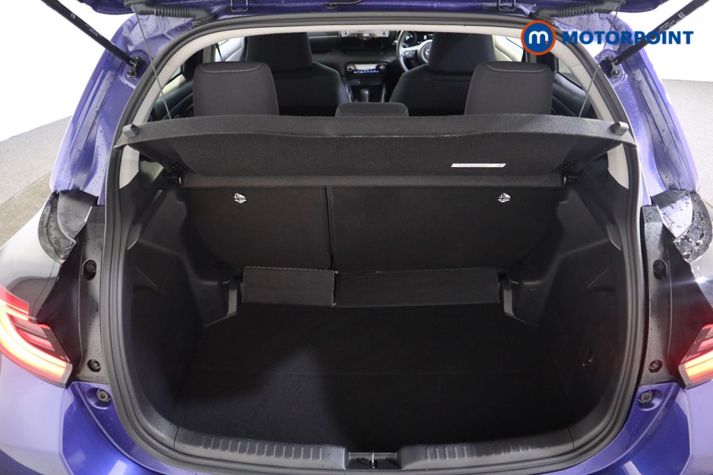 Toyota Yaris Design Automatic Petrol-Electric Hybrid Hatchback - Stock Number (1564103) - 12th supplementary image