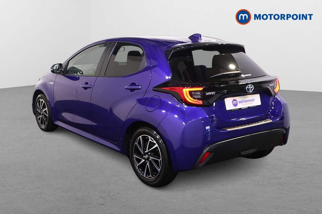 Toyota Yaris Design Automatic Petrol-Electric Hybrid Hatchback - Stock Number (1564103) - Passenger side rear corner