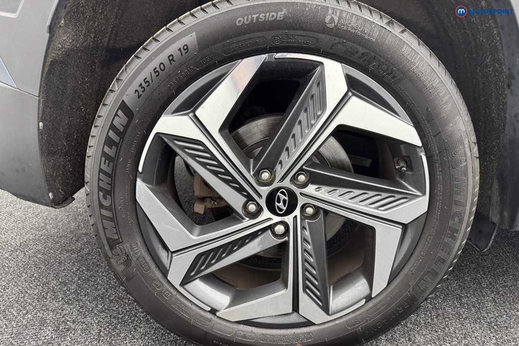 Hyundai Tucson Premium Automatic Petrol-Electric Hybrid SUV - Stock Number (1564104) - 32nd supplementary image