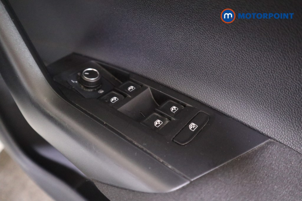 Volkswagen Polo Match Manual Petrol Hatchback - Stock Number (1564171) - 11th supplementary image