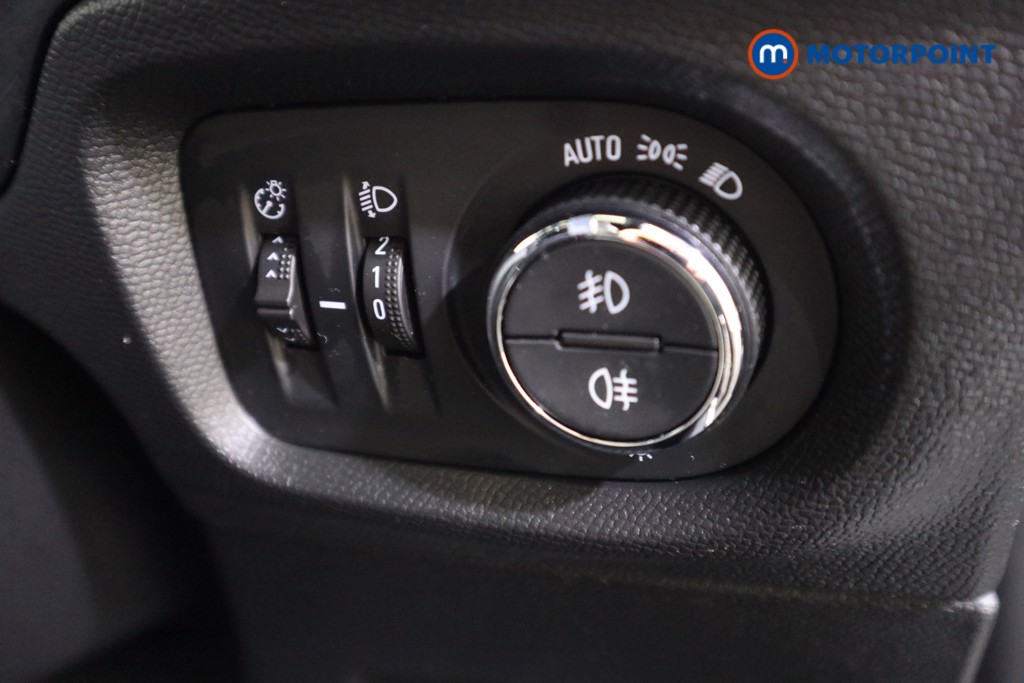 Vauxhall Corsa Sri Edition Automatic Petrol Hatchback - Stock Number (1564172) - 9th supplementary image