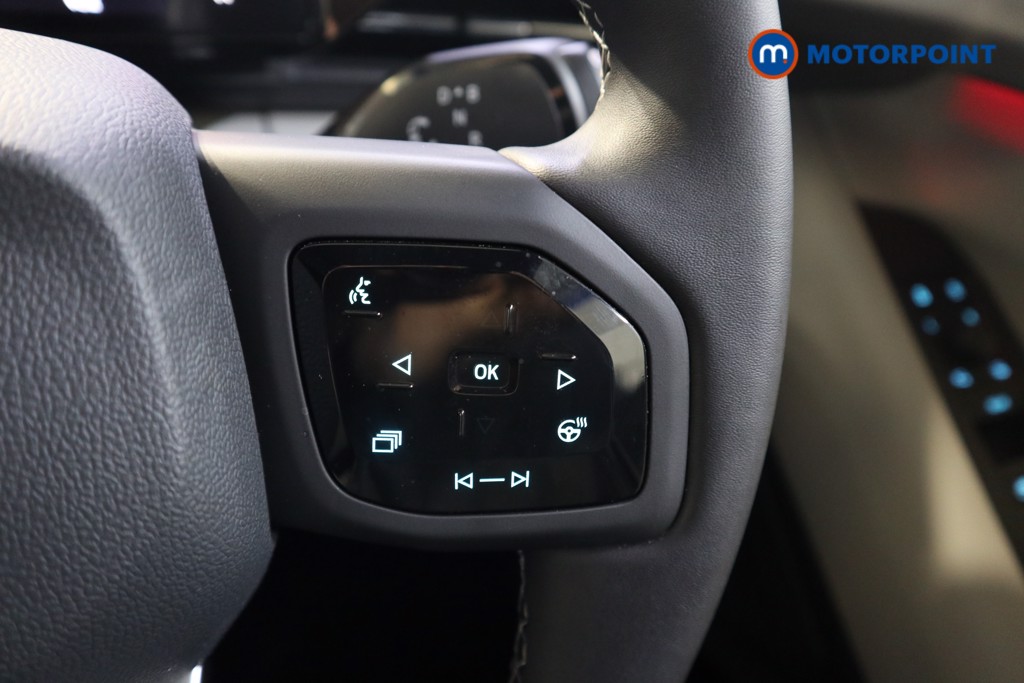 Ford Explorer Premium Automatic Electric SUV - Stock Number (1564608) - 4th supplementary image
