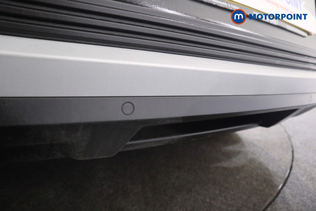 Ford Explorer Premium Automatic Electric SUV - Stock Number (1564608) - 18th supplementary image