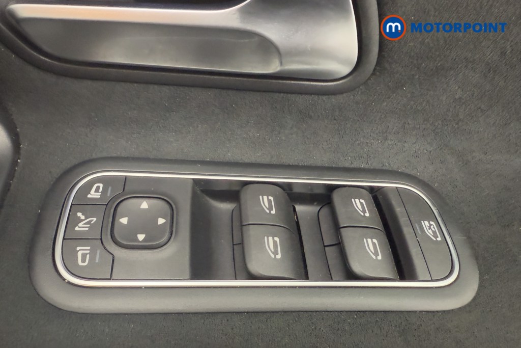 Mercedes-Benz A Class Amg Line Automatic Diesel Hatchback - Stock Number (1564872) - 19th supplementary image