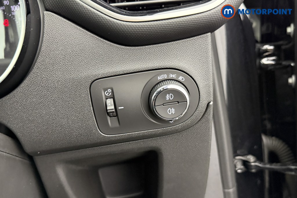 Vauxhall Crossland Ultimate Automatic Petrol SUV - Stock Number (1565447) - 14th supplementary image