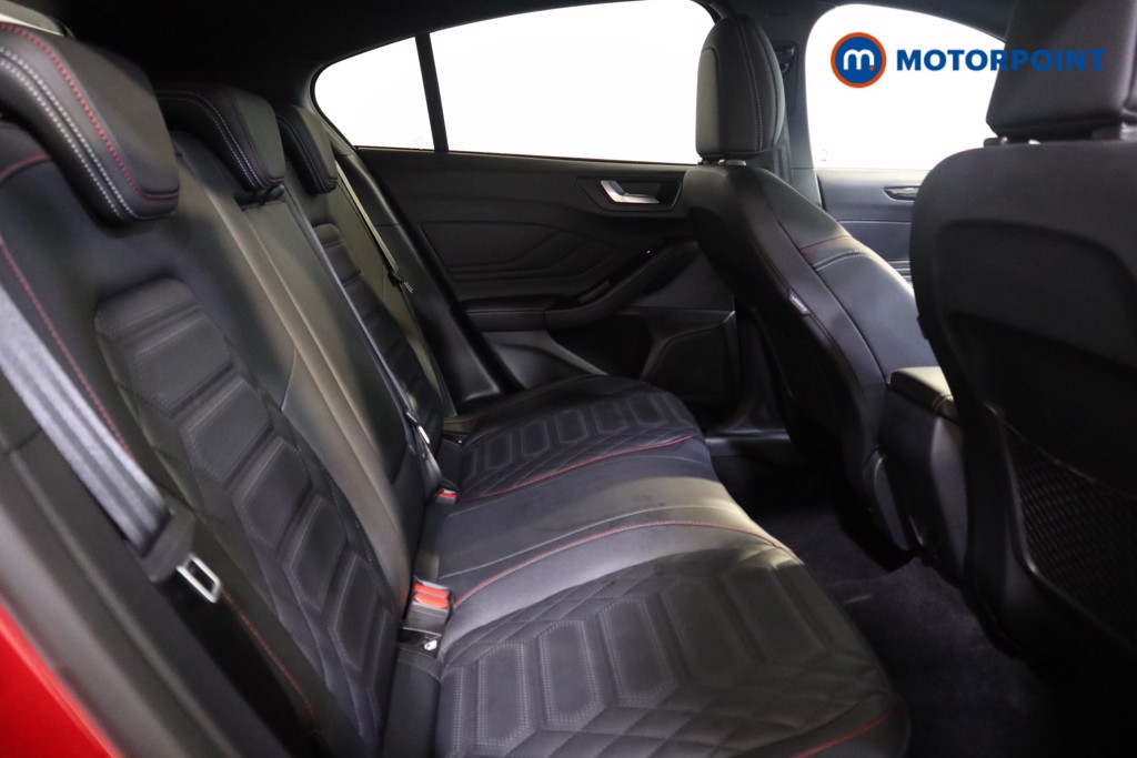Ford Focus St-Line Vignale Automatic Petrol-Electric Hybrid Hatchback - Stock Number (1565466) - 13th supplementary image
