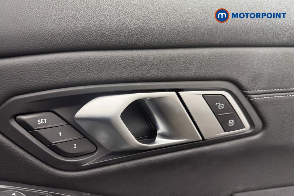 BMW 3 Series M Sport Automatic Petrol Saloon - Stock Number (1565586) - 16th supplementary image
