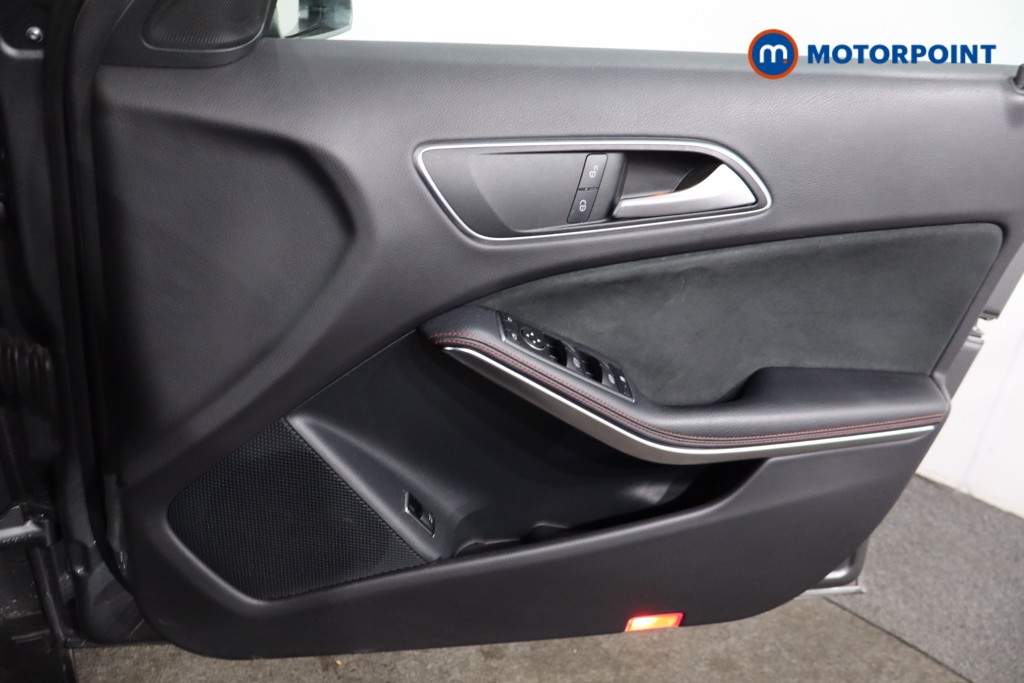 Mercedes-Benz GLA Amg Line Automatic Diesel SUV - Stock Number (1565663) - 24th supplementary image