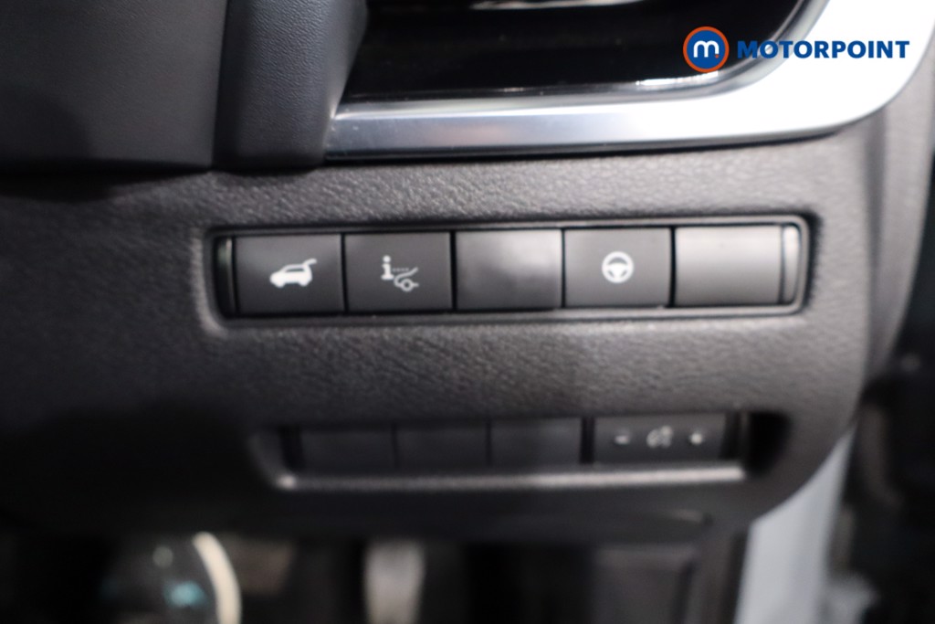 Nissan Qashqai Tekna Automatic Petrol-Electric Hybrid SUV - Stock Number (1566028) - 21st supplementary image