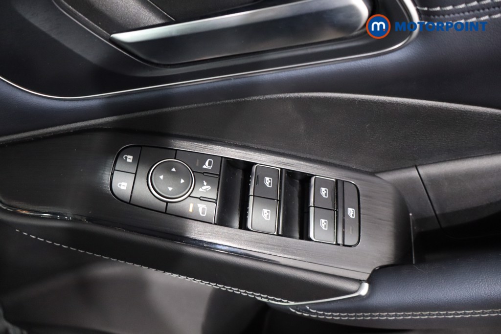 Nissan Qashqai Tekna Automatic Petrol-Electric Hybrid SUV - Stock Number (1566028) - 26th supplementary image