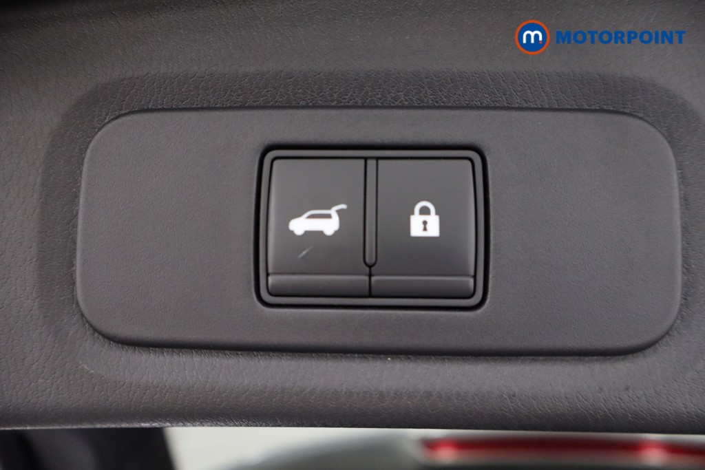 Nissan Qashqai Tekna Automatic Petrol-Electric Hybrid SUV - Stock Number (1566028) - 39th supplementary image