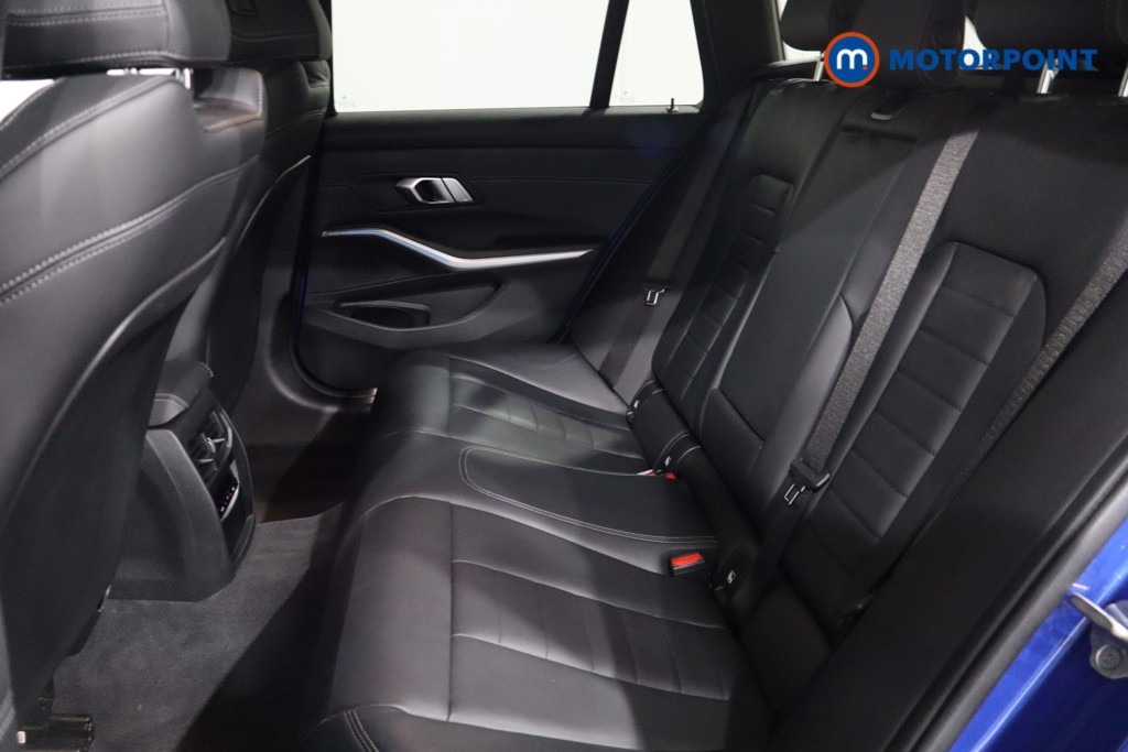BMW 3 Series M Sport Automatic Petrol Plug-In Hybrid Estate - Stock Number (1566040) - 5th supplementary image