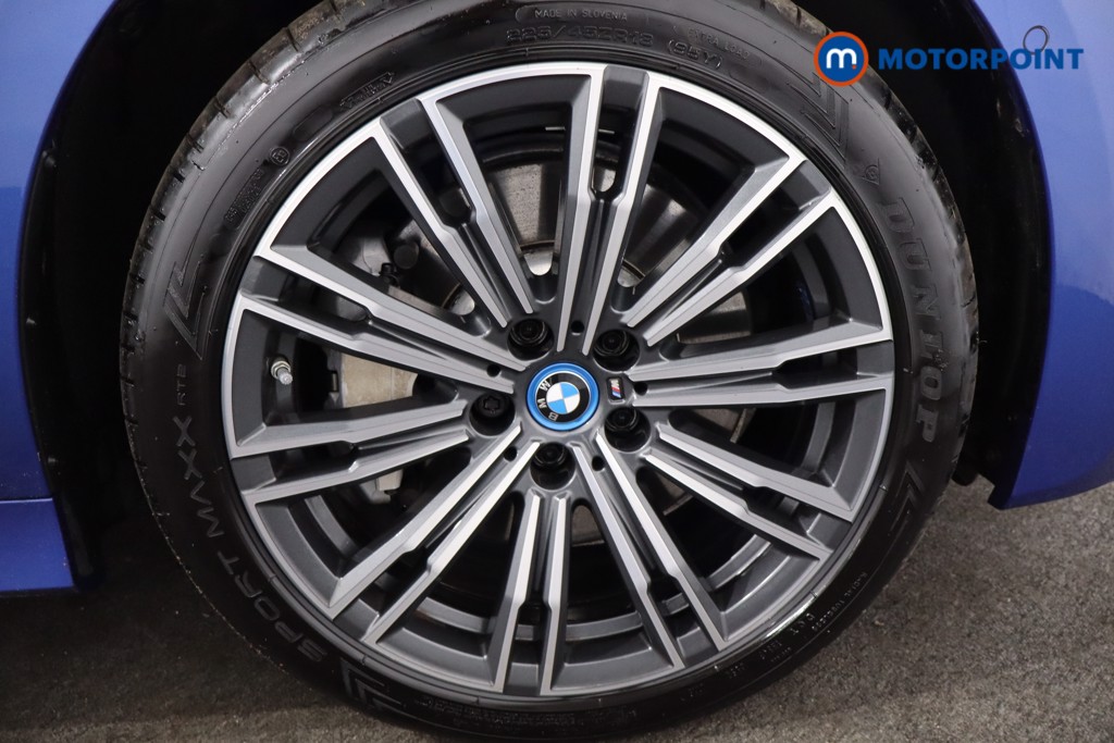 BMW 3 Series M Sport Automatic Petrol Plug-In Hybrid Estate - Stock Number (1566040) - 10th supplementary image