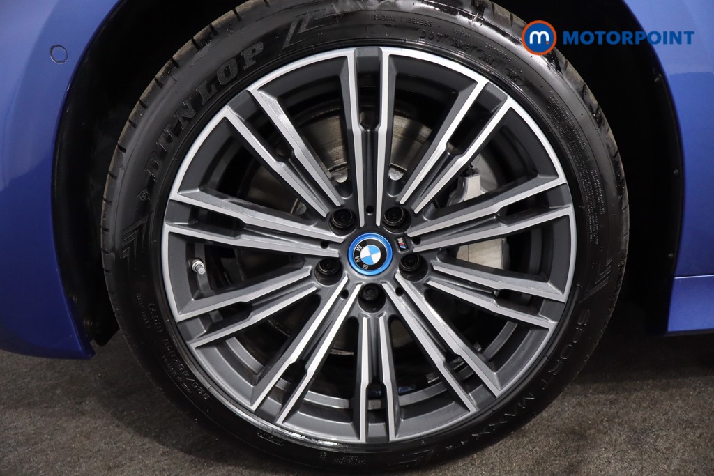 BMW 3 Series M Sport Automatic Petrol Plug-In Hybrid Estate - Stock Number (1566040) - 11th supplementary image