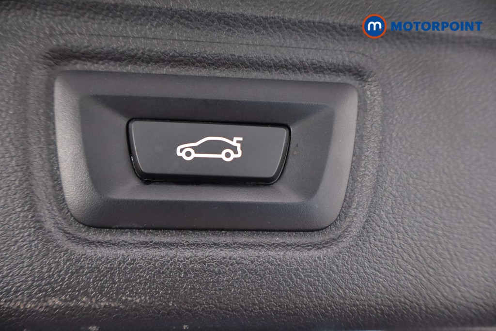 BMW 3 Series M Sport Automatic Petrol Plug-In Hybrid Estate - Stock Number (1566040) - 40th supplementary image