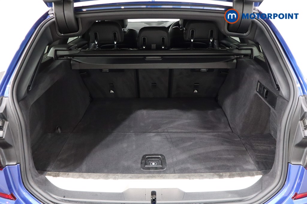 BMW 3 Series M Sport Automatic Petrol Plug-In Hybrid Estate - Stock Number (1566040) - 42nd supplementary image