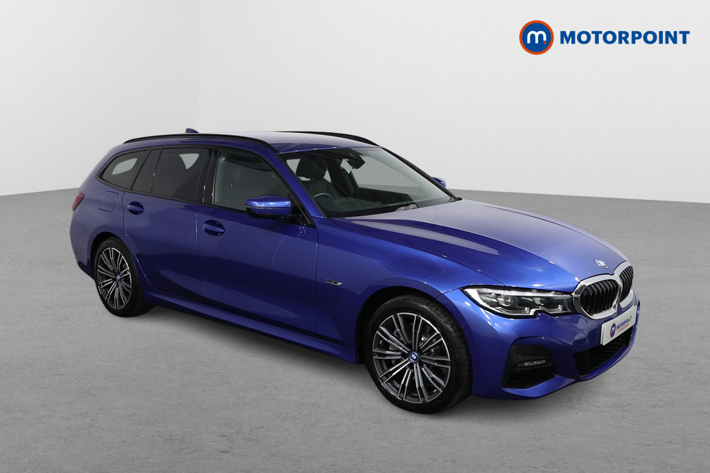 BMW 3 Series M Sport Automatic Petrol Plug-In Hybrid Estate - Stock Number (1566040) - Drivers side front corner
