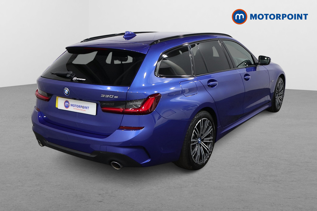 BMW 3 Series M Sport Automatic Petrol Plug-In Hybrid Estate - Stock Number (1566040) - Drivers side rear corner