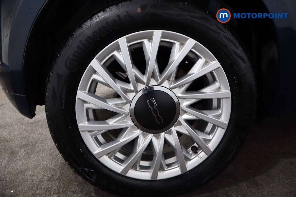 Fiat 500 Dolcevita Manual Petrol-Electric Hybrid Hatchback - Stock Number (1566047) - 9th supplementary image