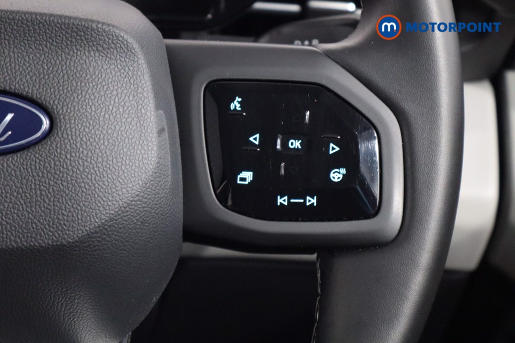 Ford Explorer Select Automatic Electric SUV - Stock Number (1566225) - 8th supplementary image