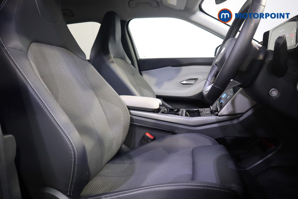 Ford Explorer Select Automatic Electric SUV - Stock Number (1566226) - 11th supplementary image