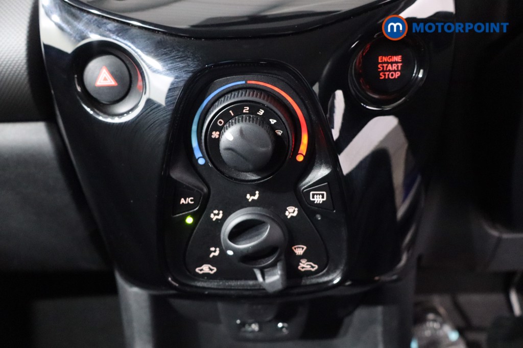 Peugeot 108 Allure Manual Petrol Hatchback - Stock Number (1566274) - 16th supplementary image