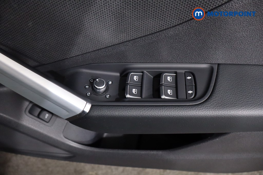 Audi Q2 S Line Automatic Petrol SUV - Stock Number (1566670) - 21st supplementary image
