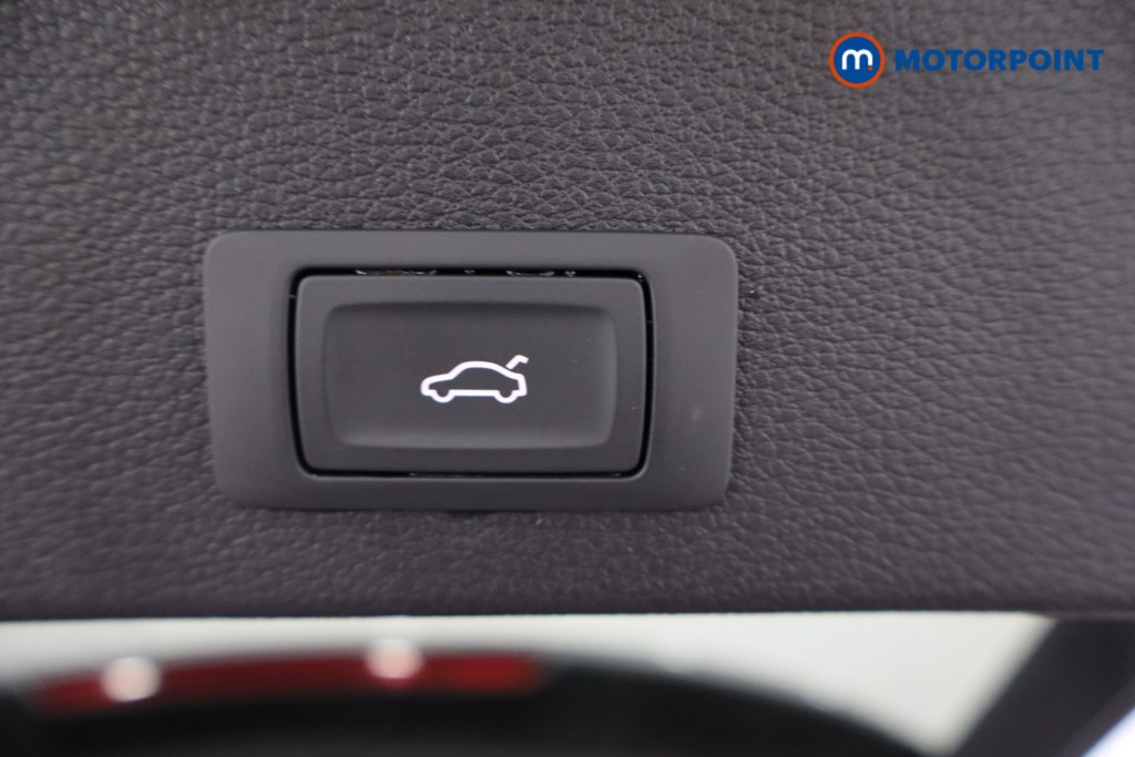 Audi Q2 S Line Automatic Petrol SUV - Stock Number (1566670) - 30th supplementary image