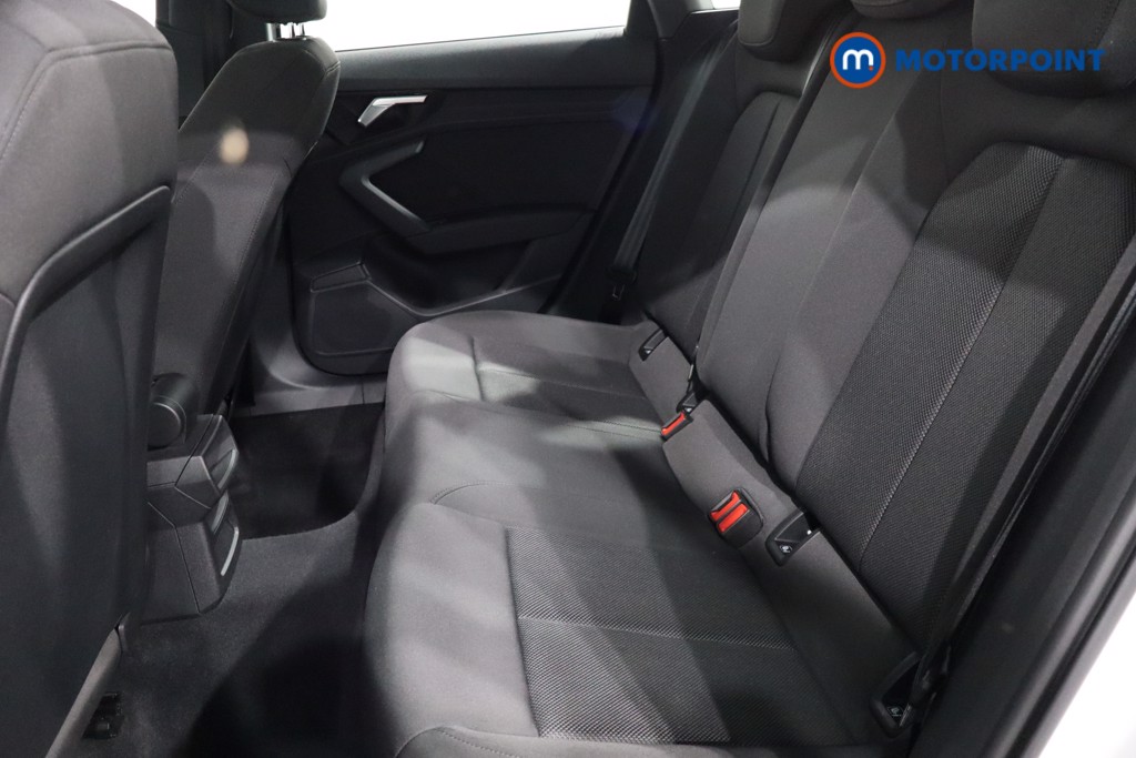 Audi A3 Technik Manual Petrol Hatchback - Stock Number (1566794) - 5th supplementary image