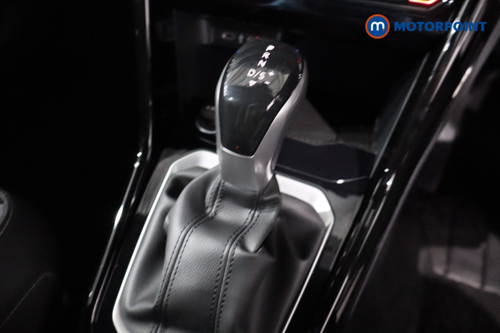 Volkswagen T-Roc R-Line Automatic Petrol SUV - Stock Number (1567053) - 14th supplementary image