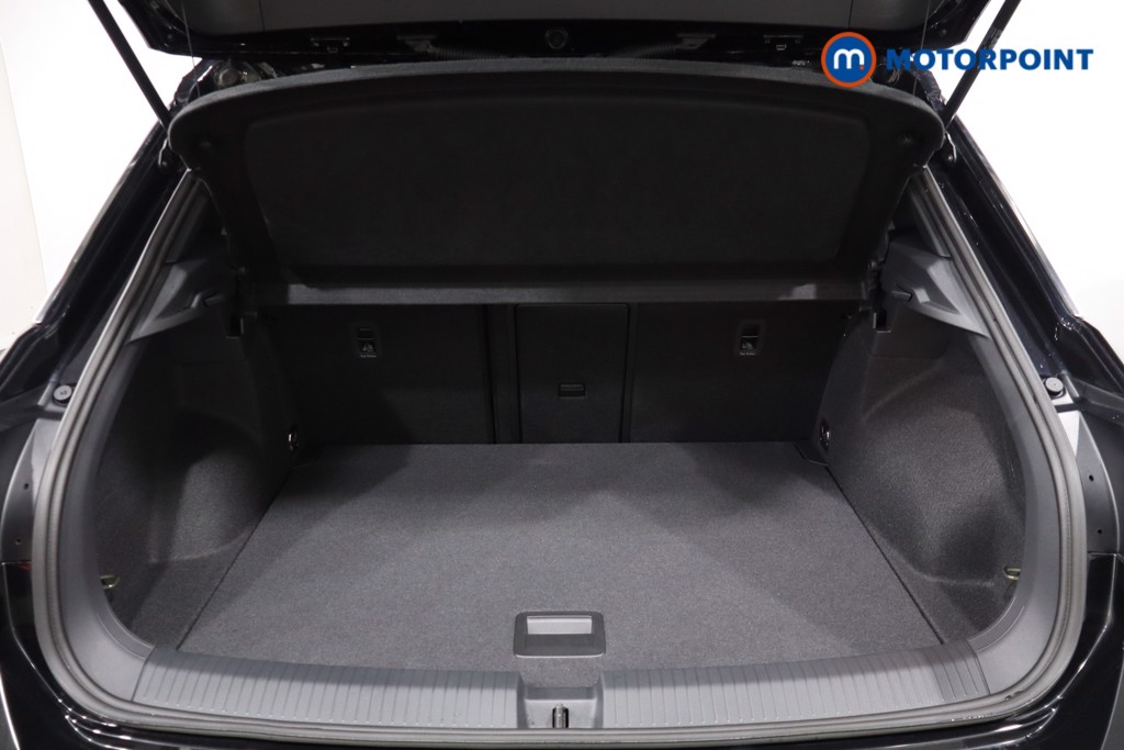 Volkswagen T-Roc R-Line Automatic Petrol SUV - Stock Number (1567053) - 37th supplementary image