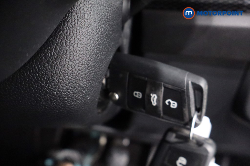 Volkswagen Polo Life Manual Petrol Hatchback - Stock Number (1567056) - 13th supplementary image