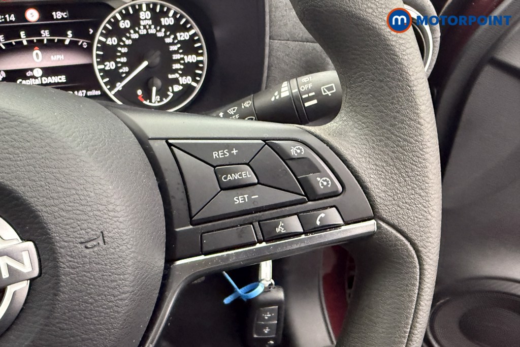 Nissan Juke Acenta Premium Manual Petrol SUV - Stock Number (1551150) - 13th supplementary image
